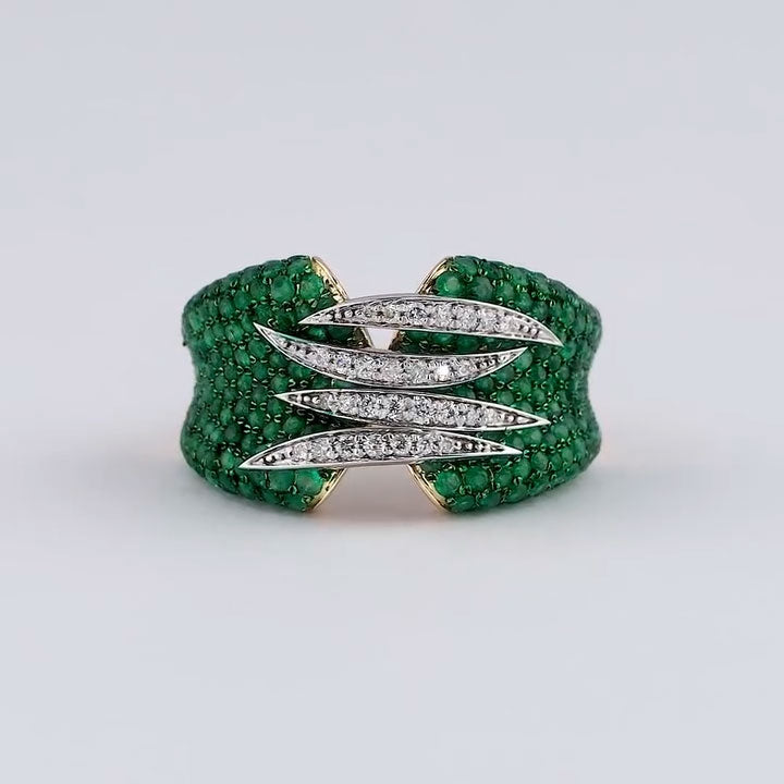 2ctw Round-Cut Emerald and Sapphire Cluster Ring