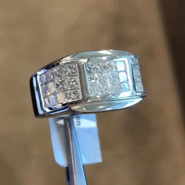 3.5 ctw Princess-Cut Sapphire Men’s Band