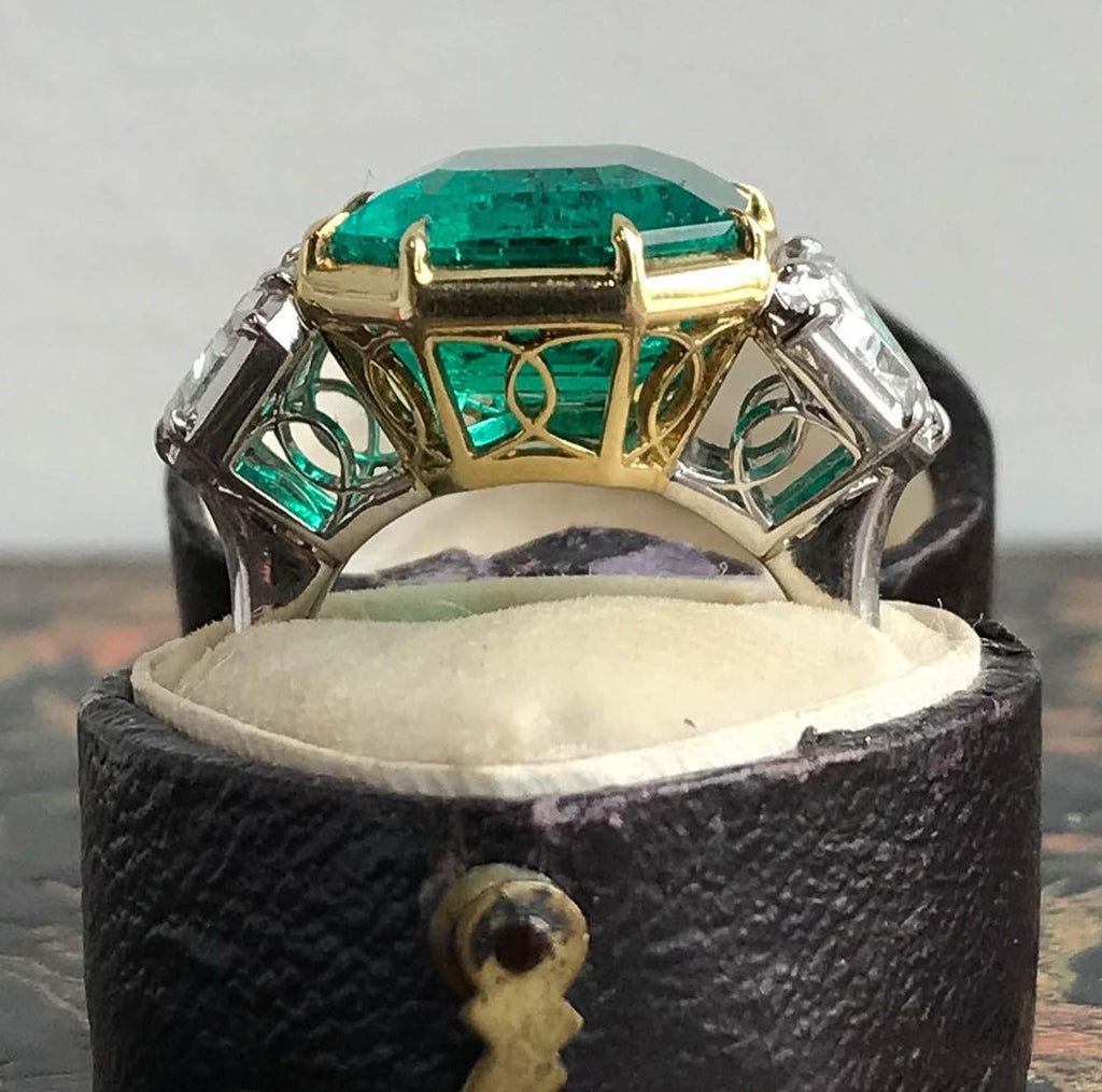 11ct Octagon-shaped Emerald Engagement Ring
