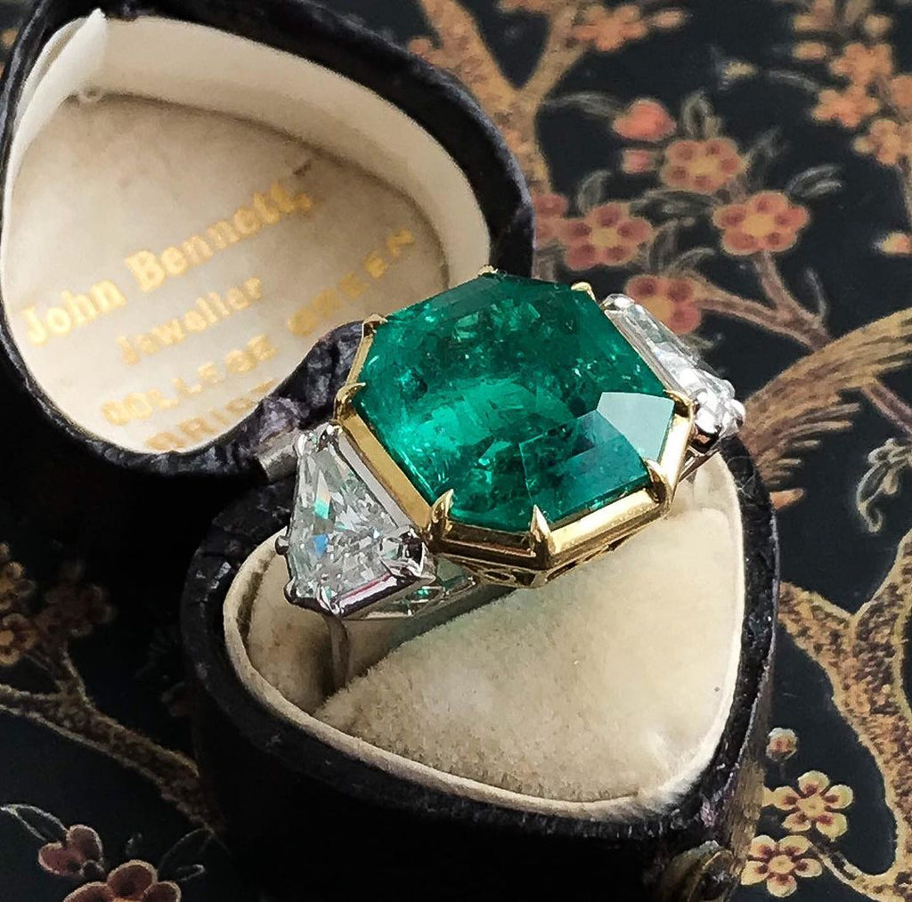 11ct Octagon-shaped Emerald Engagement Ring