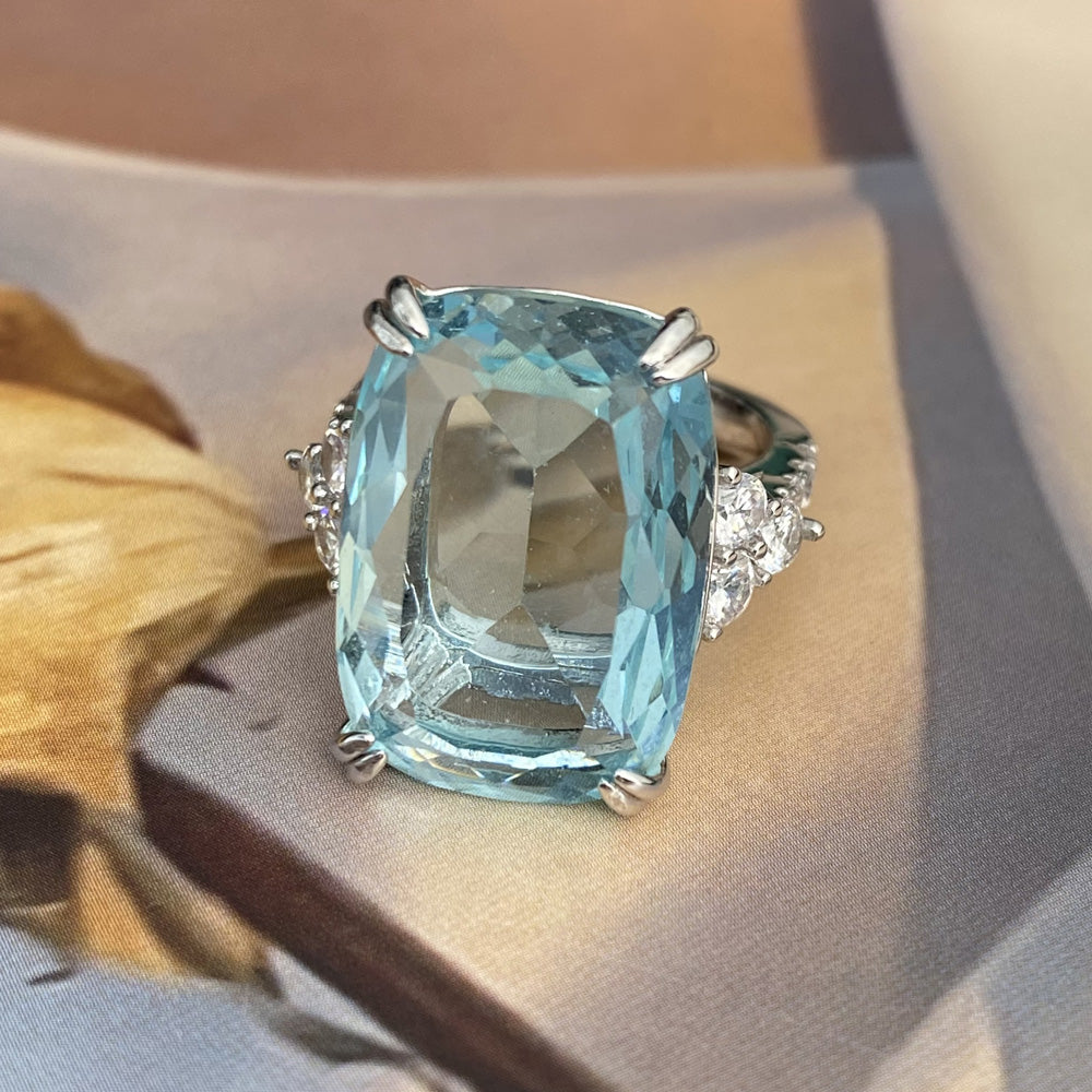 18ct Cushion Cut Paraiba Tourmaline Cocktail Ring