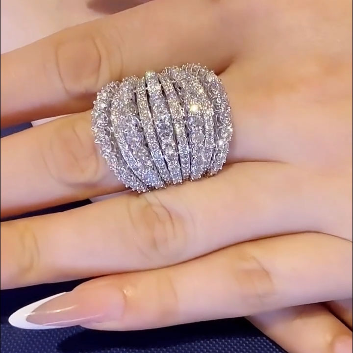 2.1 ctw Round Multi-Layer Cluster Sapphire Ring