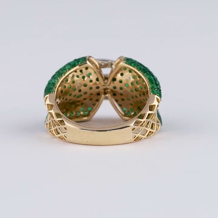 2ctw Round-Cut Emerald and Sapphire Cluster Ring