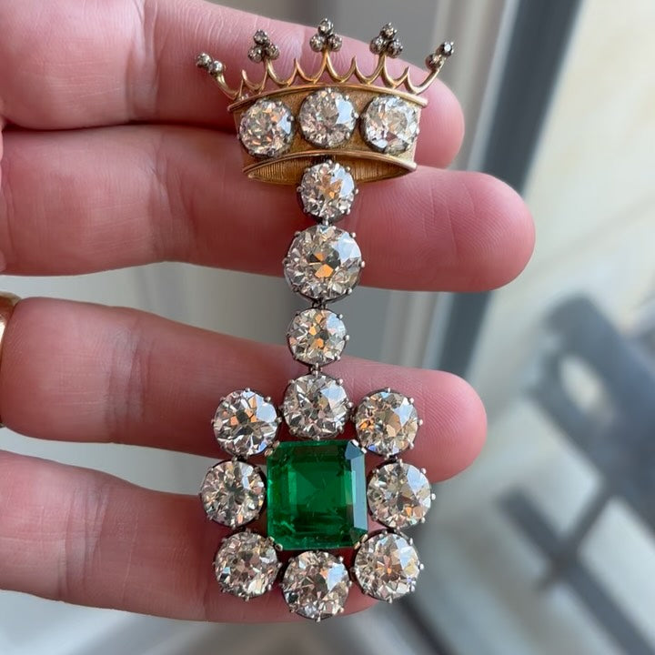 30 ctw Emerald and Sapphire Vintage-Style Crown Brooch