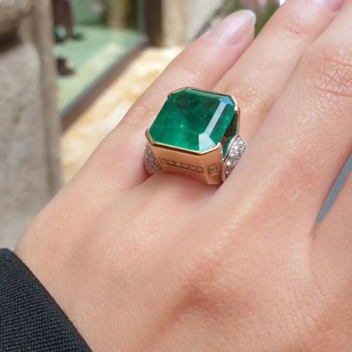 15.86ct Square Emerald-Cut Sapphire Ring