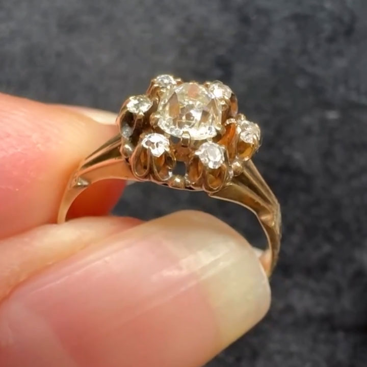 3 ctw Vintage-Style Sapphire Ring with Old Mine Cut