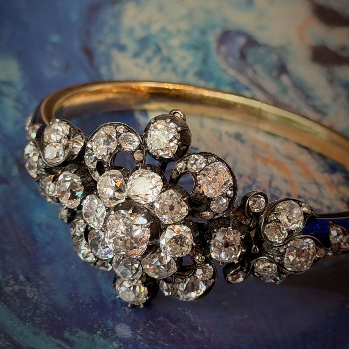 10 ctw Vintage-Style Sapphire Cluster Bracelet Featuring Old-Cut Stones