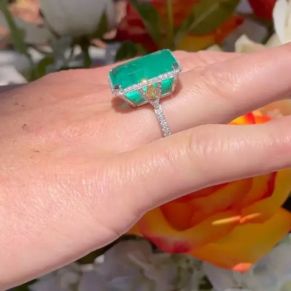 14 CTW Octagon Cut Green Cubic Zirconia 925 Sterling Silver Vintage Ring