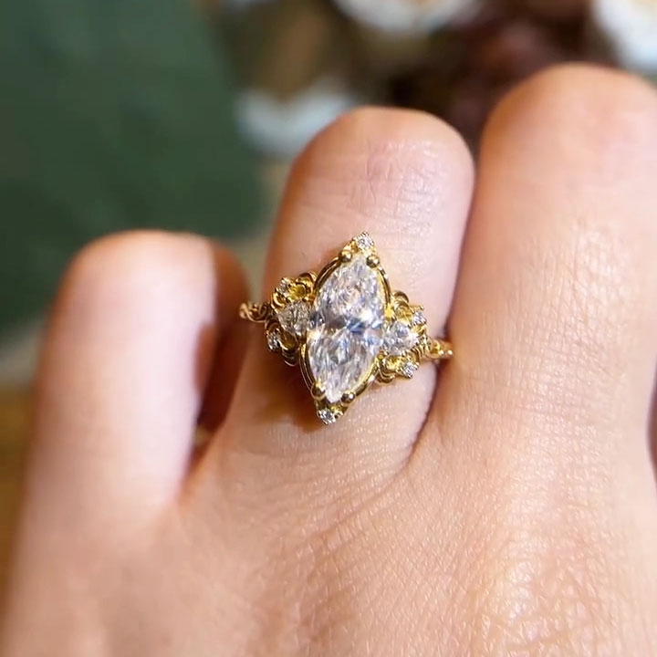 3.5ct Enchanting Marquise-Cut Sapphire Ring with Exquisitely Carved Vine Motifs