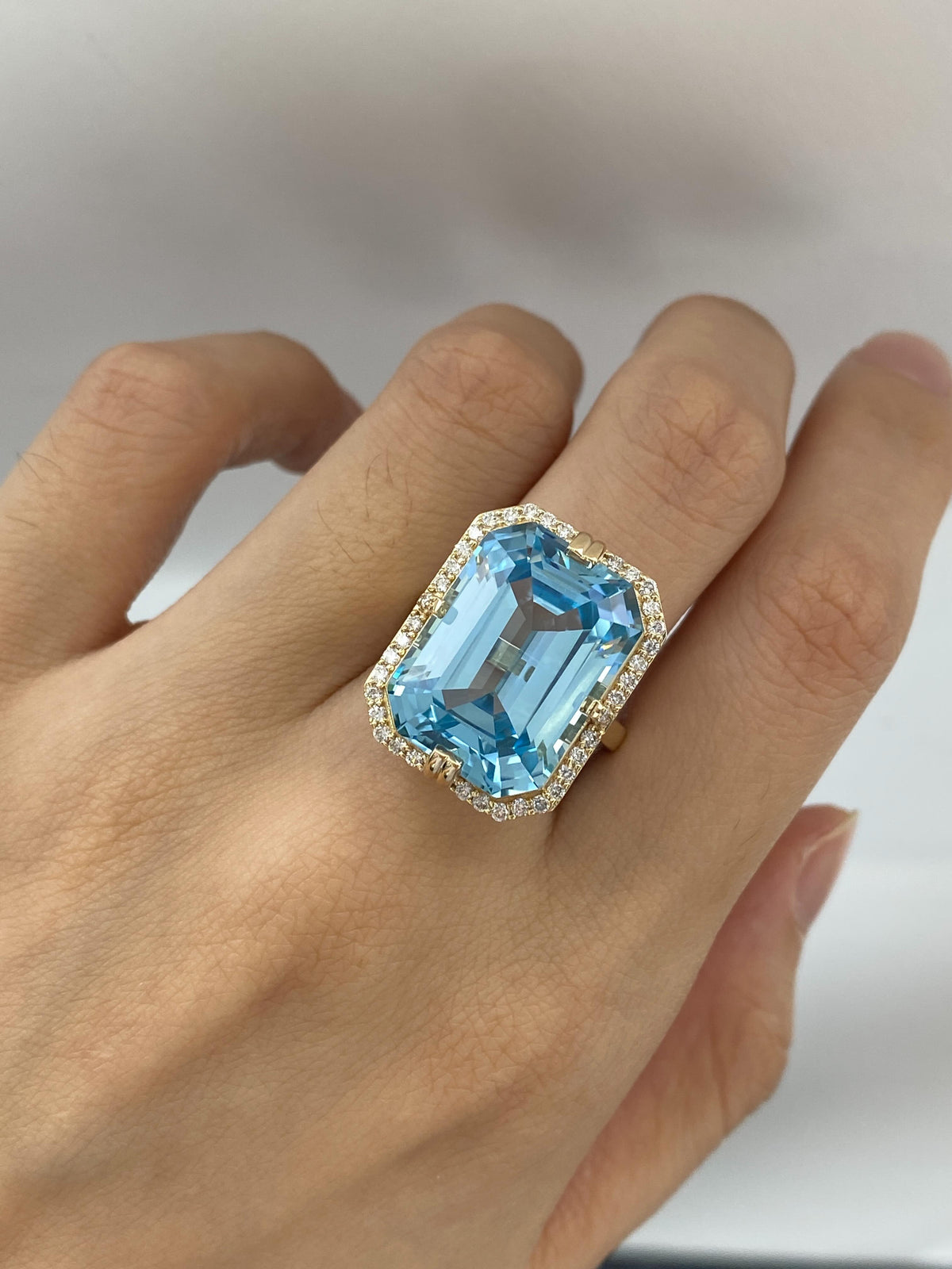 18CT Blue Cubic Zirconia S925 Sterling Silver Ring