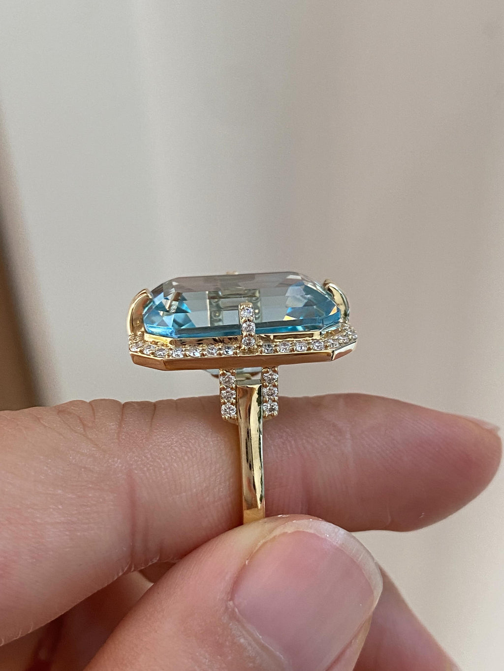 18CT Blue Cubic Zirconia S925 Sterling Silver Ring