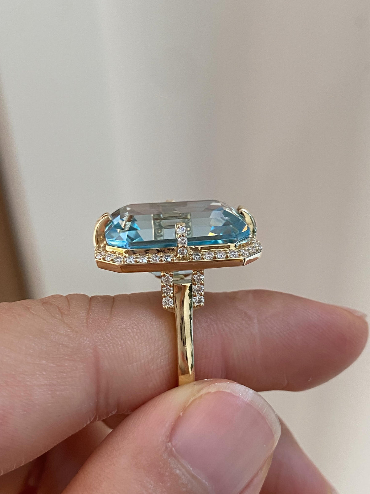 18CT Blue Cubic Zirconia S925 Sterling Silver Ring