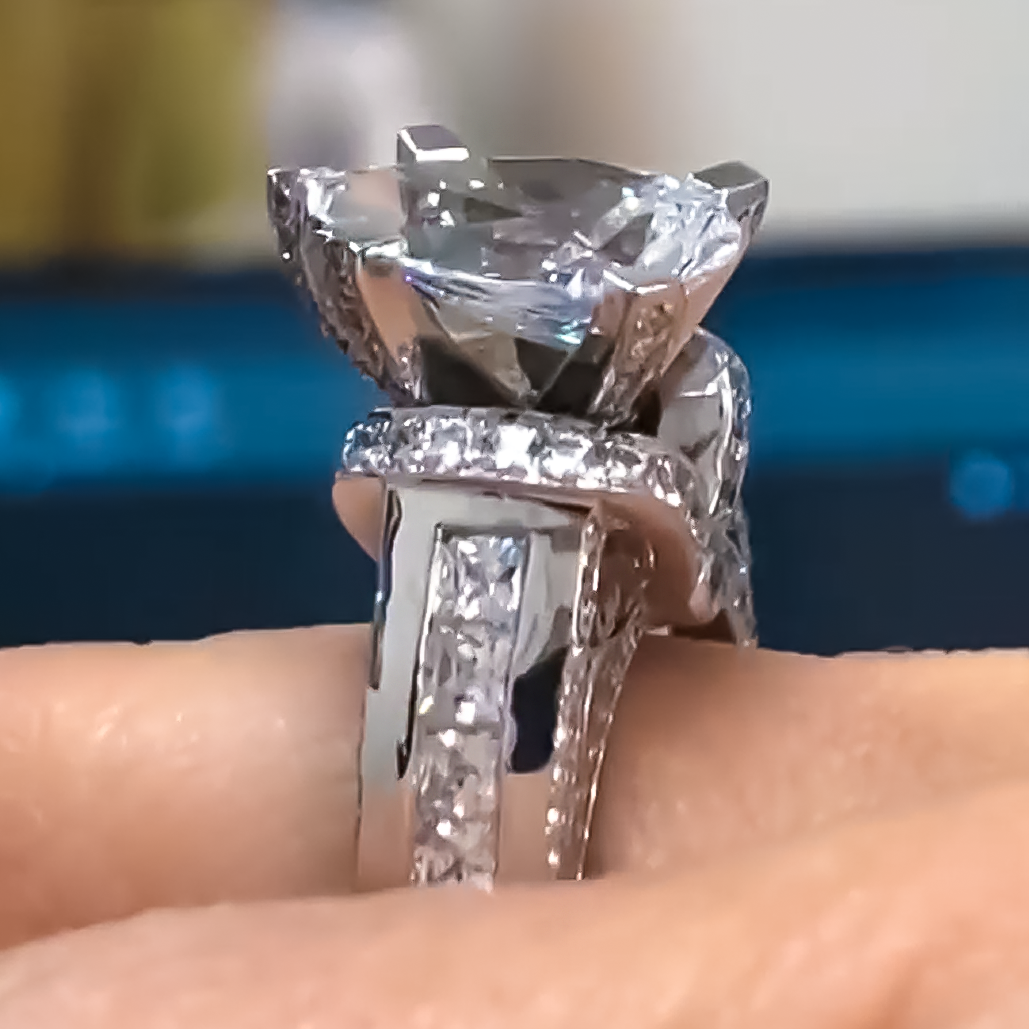 8 CTW Pear Cut White Cubic Zirconia 925 Sterling Silver Engagement Ring